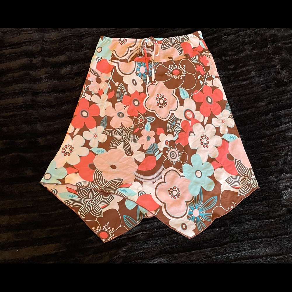 vintage 70s floral knee length mesh skirt (with brown under skirt)